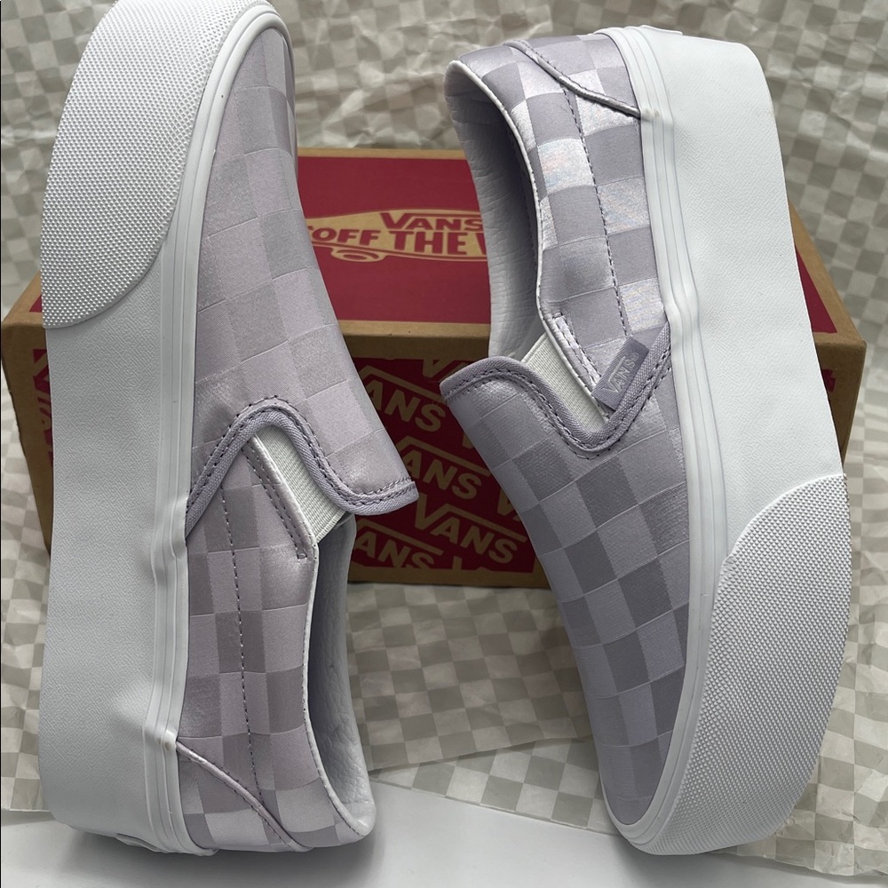 Vans Platform Sneakers Classic Slip-On Stackform
Satin Checkerboard Lilac - Picture 11 of 16